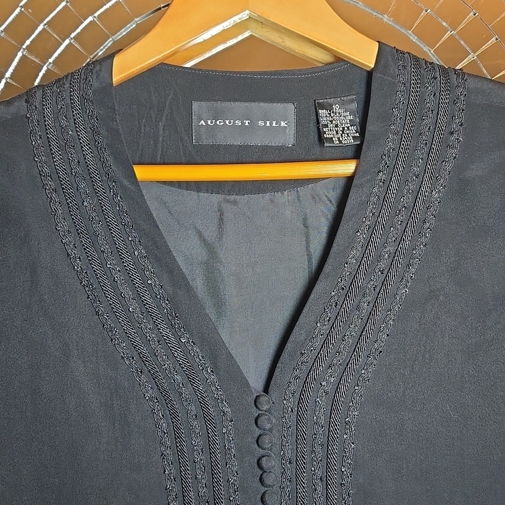 August Silk Silk Embroidered Wide Sleeved Button Front Lined Blouse Jacket NWOT - Picture 2 of 15